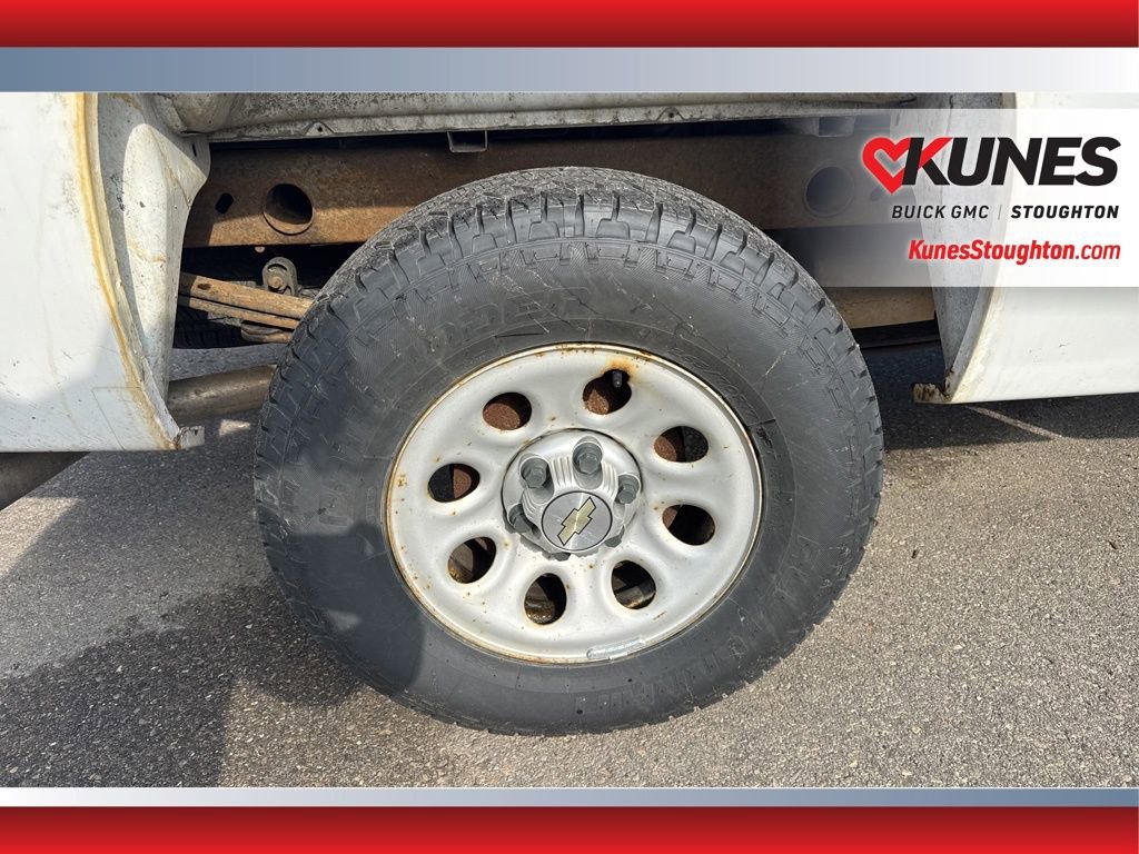 Used 2011 Chevrolet Silverado 1500 W/T image 12