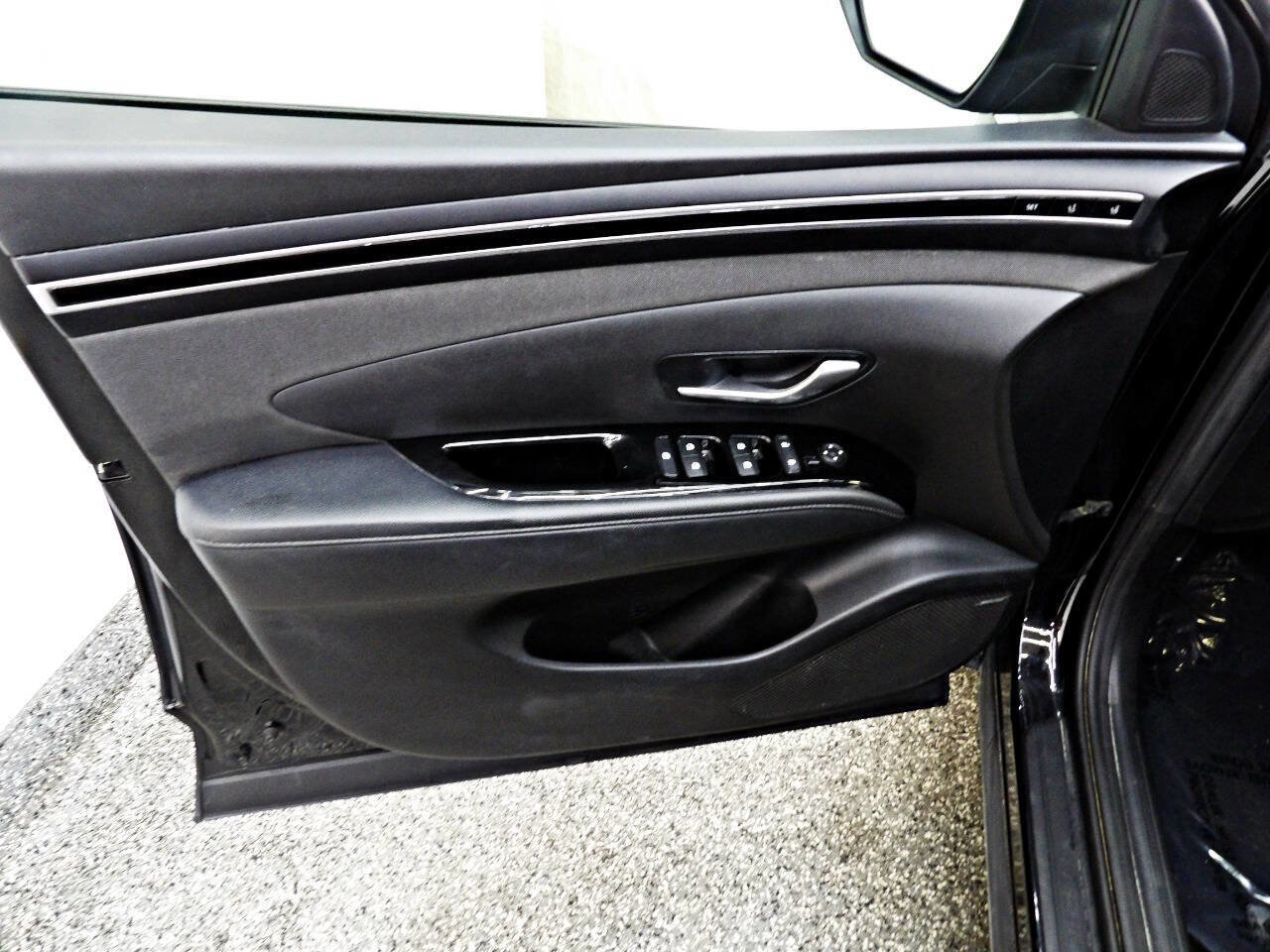 Used 2022 Hyundai Tucson Limited image 7