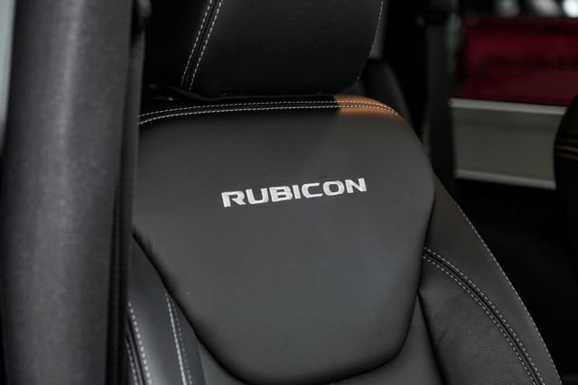 Used 2017 Jeep Wrangler Rubicon w/ Power Convenience Group AWD/4WD image 5