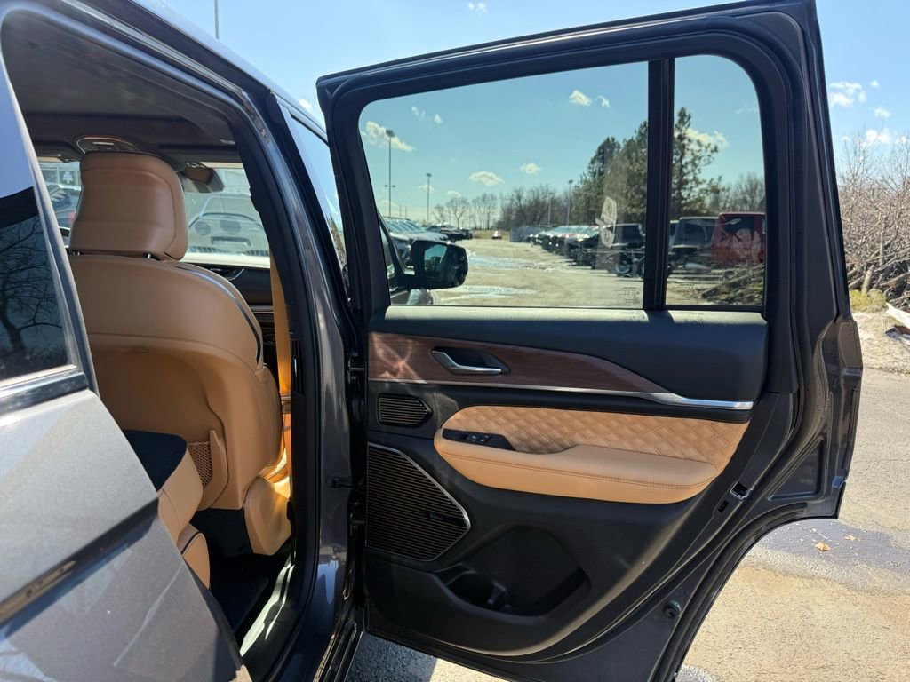 New 2025 Jeep Grand Cherokee Summit w/ High Altitude Package image 21