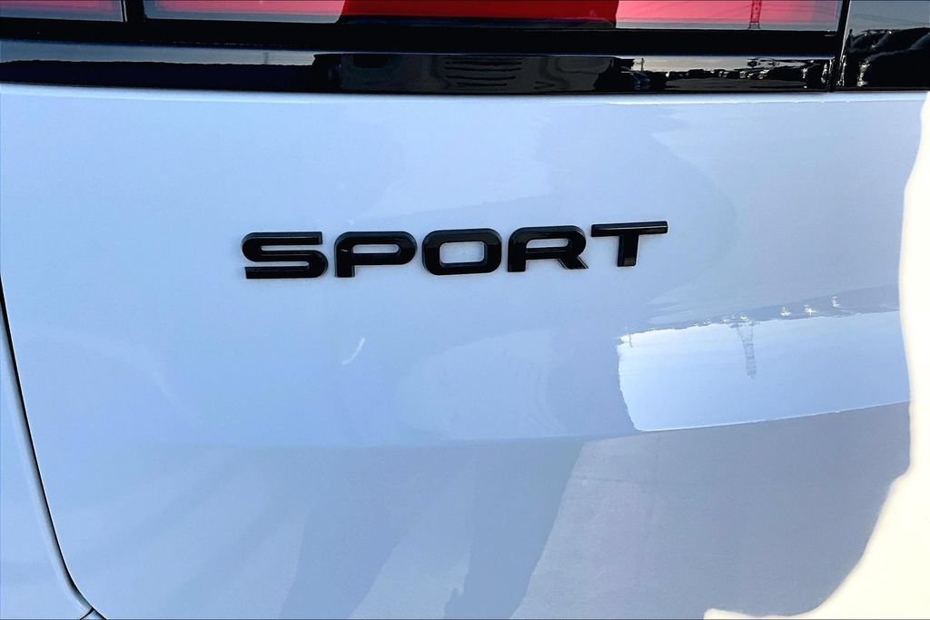 Certified 2023 Land Rover Range Rover Sport SE AWD/4WD image 22