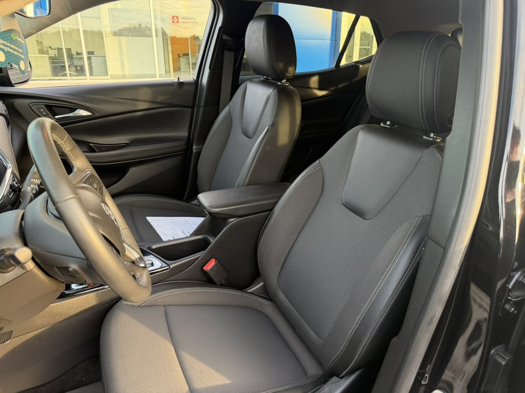 Certified 2023 Buick Encore GX Preferred w/ Cold Weather Comfort Package FWD image 17