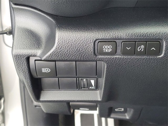 Used 2023 Lexus IS 350 F Sport w/ Navigation Package image 32