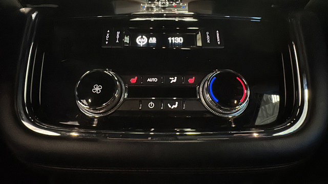 Used 2018 Lincoln Navigator Select AWD/4WD image 39