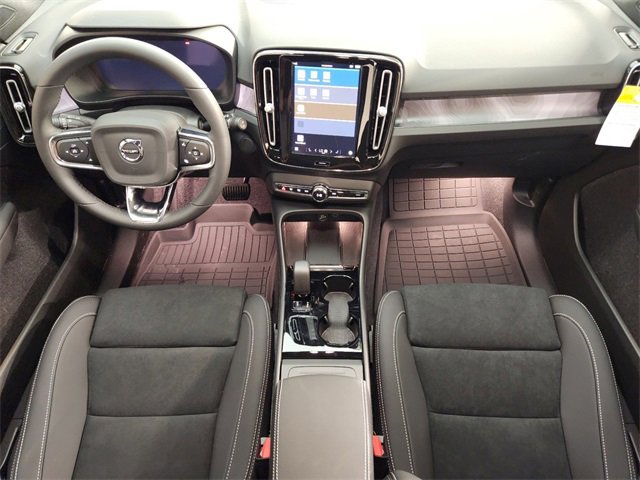 New 2024 Volvo XC40 Recharge Plus w/ Protection Package Premier image 4