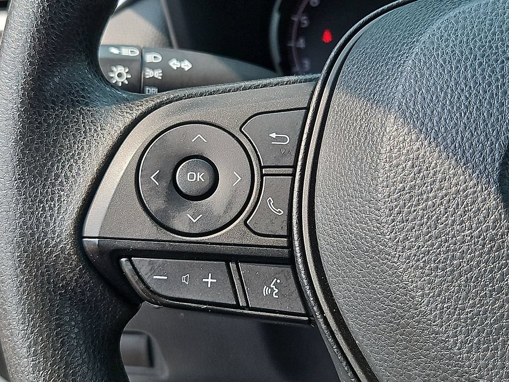Used 2024 Toyota RAV4 LE AWD/4WD image 19
