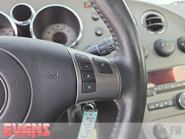Used 2007 Pontiac Solstice Convertible w/ Premium Package RWD image 13