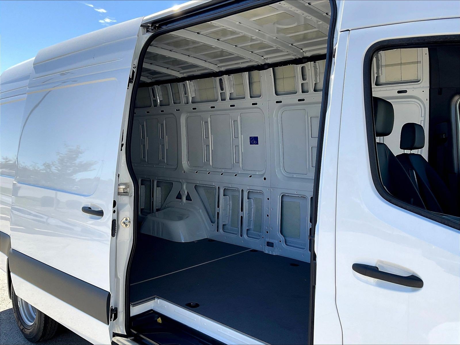 New 2026 Mercedes-Benz Sprinter 3500 image 21