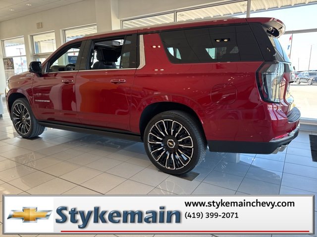 New 2026 Chevrolet Suburban High Country image 12