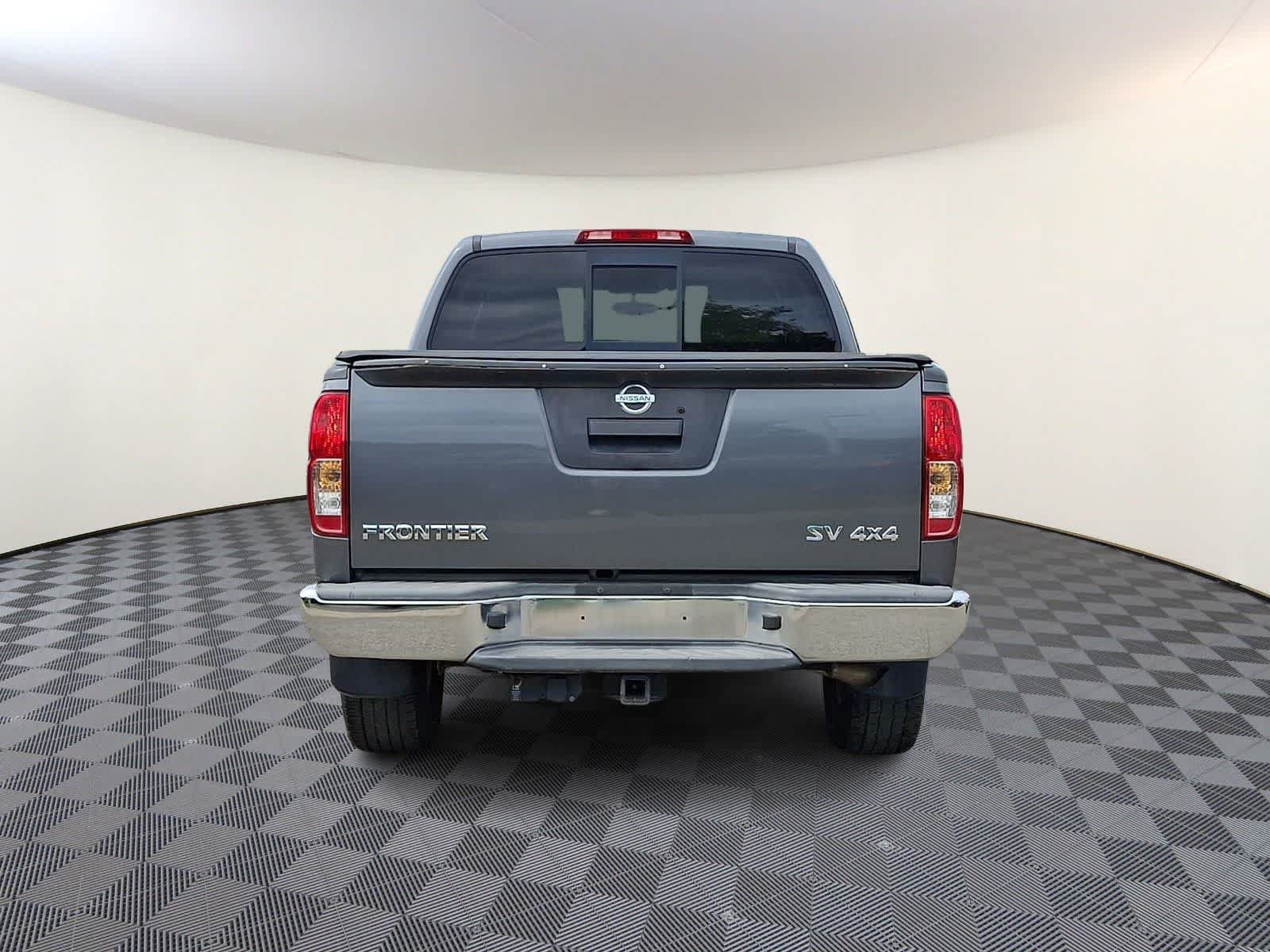 Used 2016 Nissan Frontier SV AWD/4WD image 6