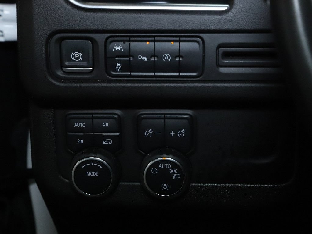 Used 2024 Chevrolet Tahoe LT AWD/4WD image 25