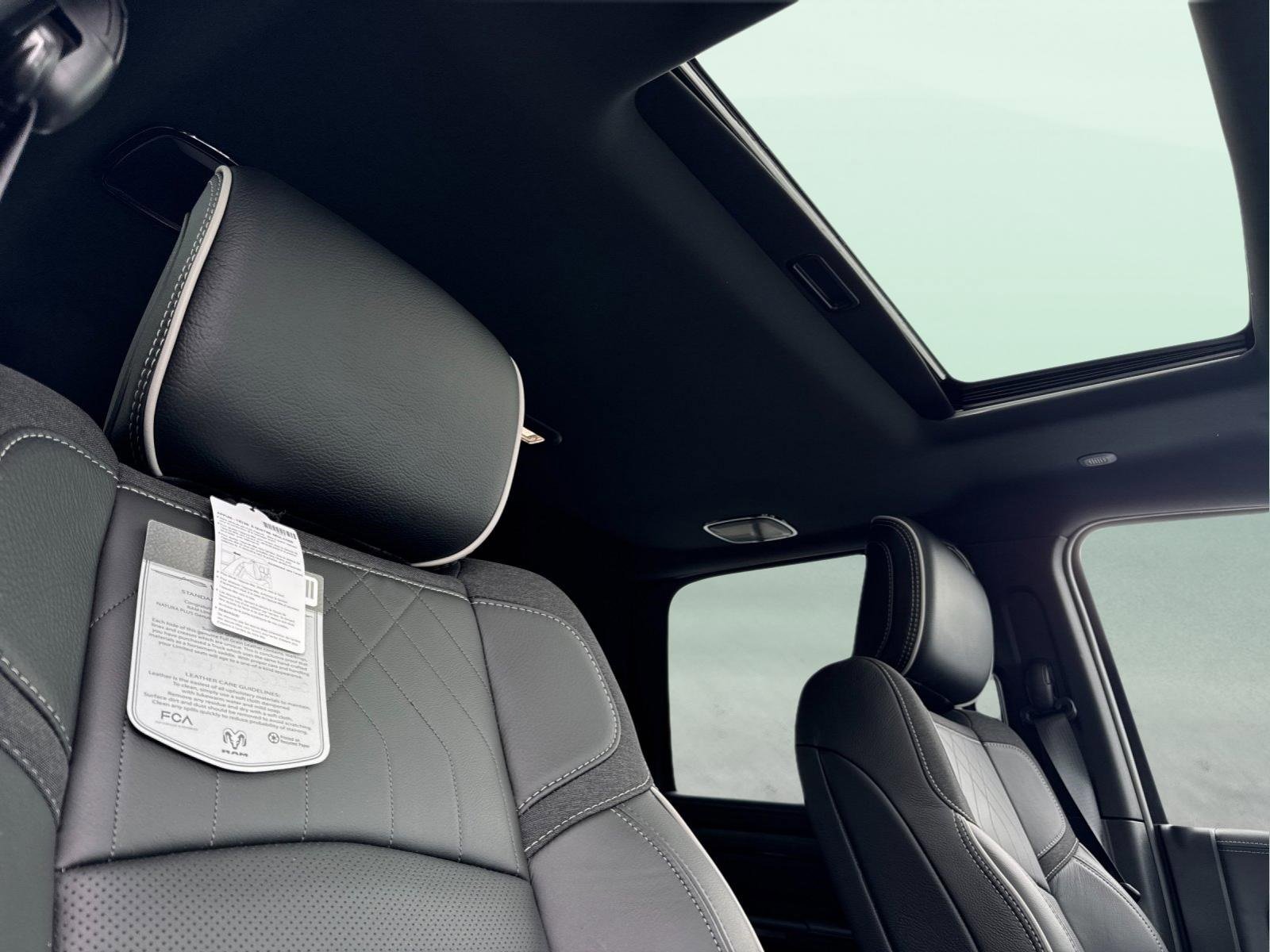 New 2025 RAM 3500 Limited image 16