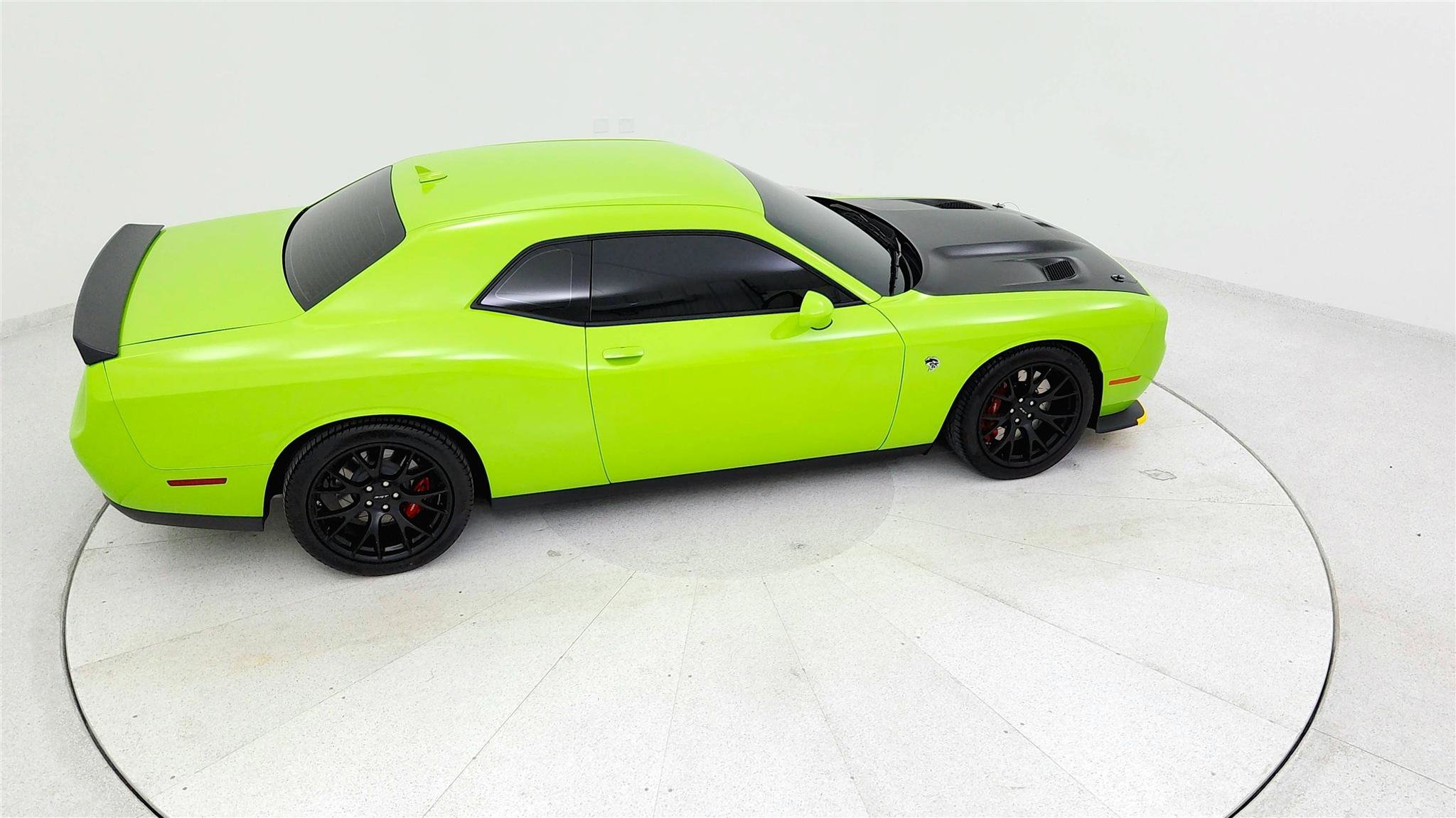 Used 2015 Dodge Challenger SRT Hellcat image 28