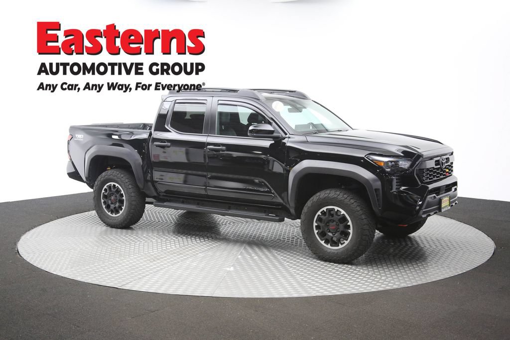 Used 2024 Toyota Tacoma TRD Off-Road AWD/4WD image 45
