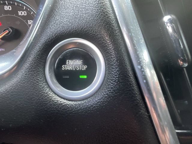 Used 2022 Chevrolet Traverse LT FWD image 17