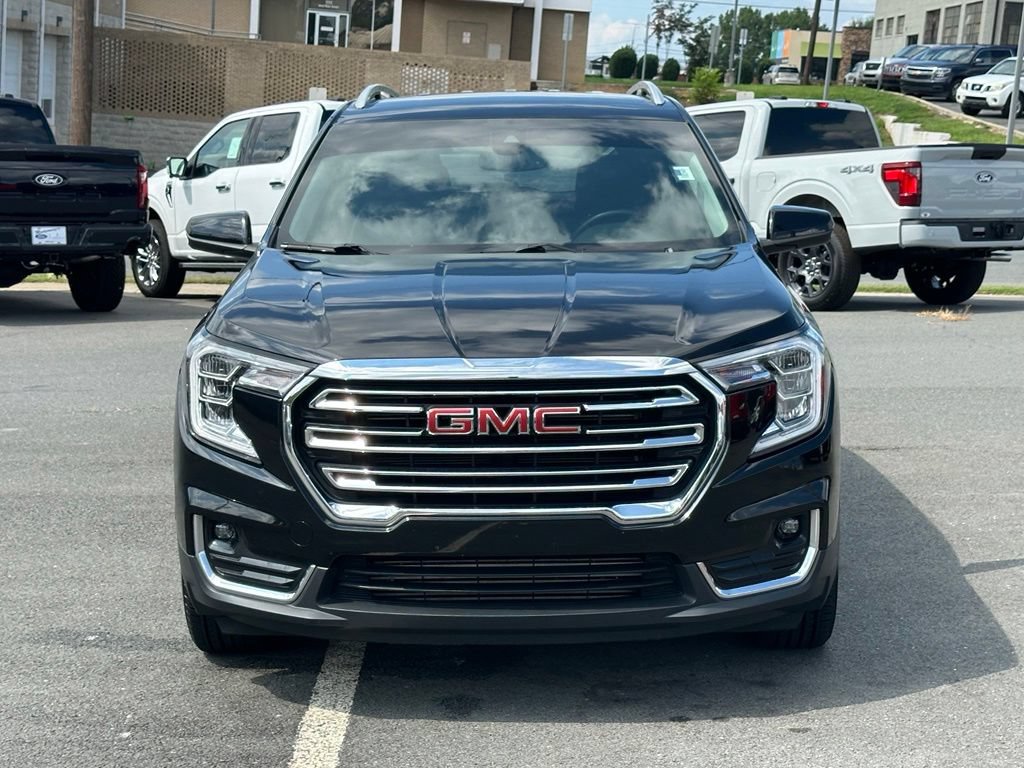Used 2024 GMC Terrain SLT FWD image 10