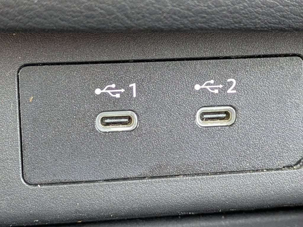 Certified 2025 Nissan Rogue SV FWD image 22