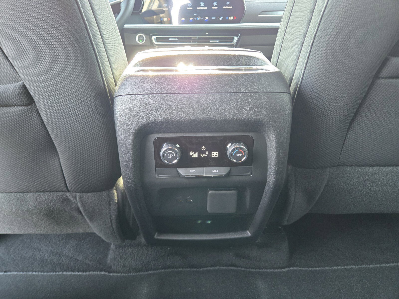 New 2026 Chevrolet Traverse LT w/ Enhanced Driving Package FWD image 12