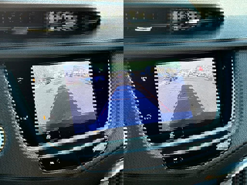 Certified 2024 Cadillac XT5 Premium Luxury image 9