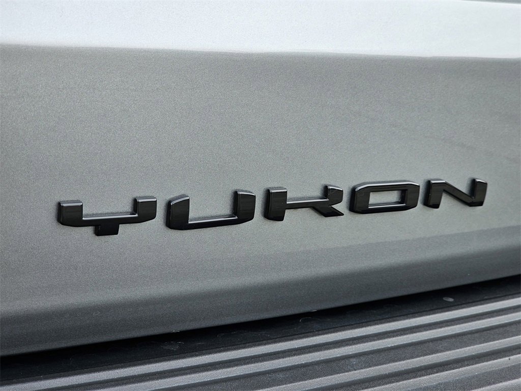 Used 2024 GMC Yukon Denali image 11