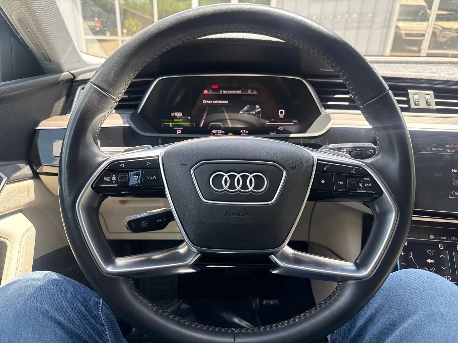 Used 2021 Audi e-tron Premium w/ Convenience Plus Package AWD/4WD image 17