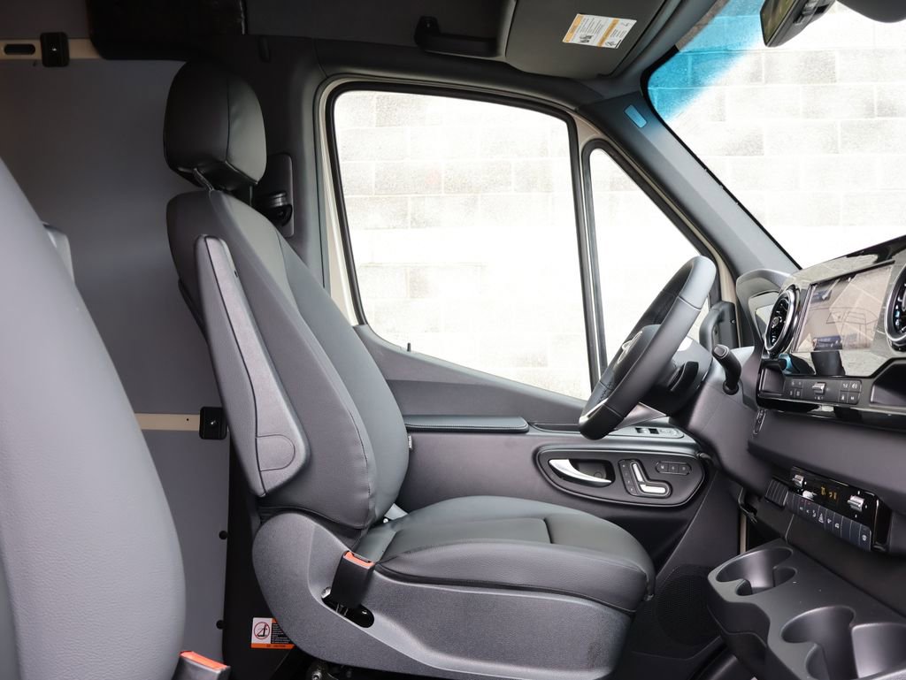 New 2026 Mercedes-Benz Sprinter 144 Cargo image 11