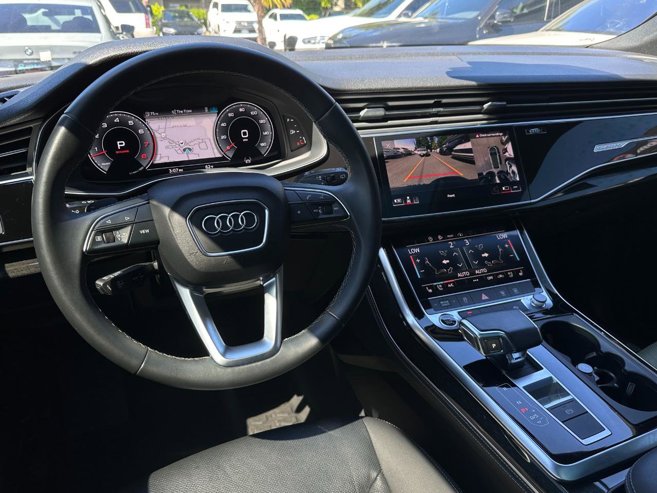Used 2022 Audi Q8 Premium Plus AWD/4WD image 2