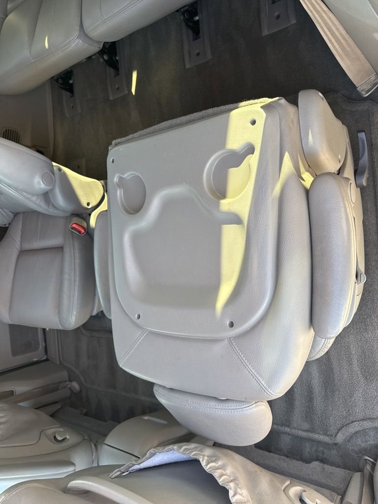 Used 2003 Chrysler Town & Country Limited AWD/4WD image 13
