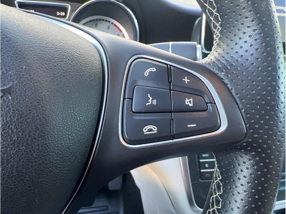 Used 2016 Mercedes-Benz CLA 250 4MATIC w/ Premium 1 Package image 16