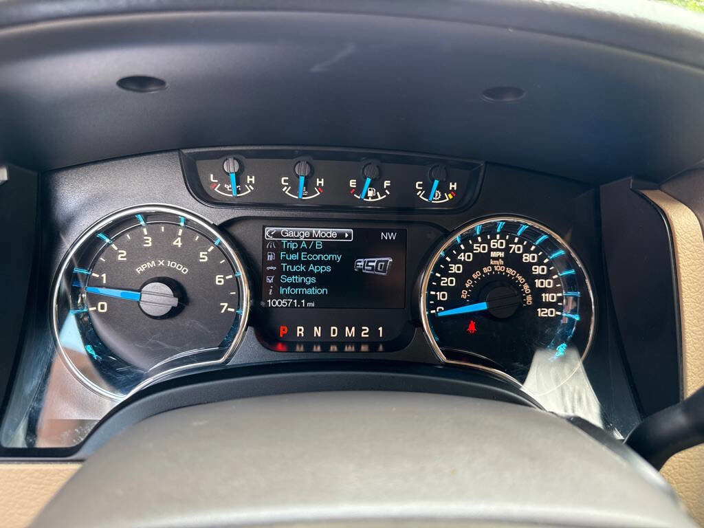 Used 2014 Ford F150 XLT w/ XLT Chrome Package image 29