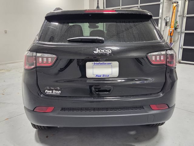 New 2026 Jeep Compass Latitude AWD/4WD image 9