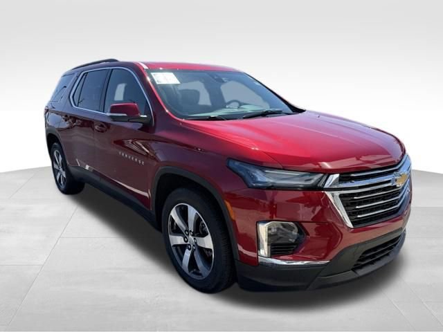 Used 2023 Chevrolet Traverse LT w/ LT Premium Package image 3