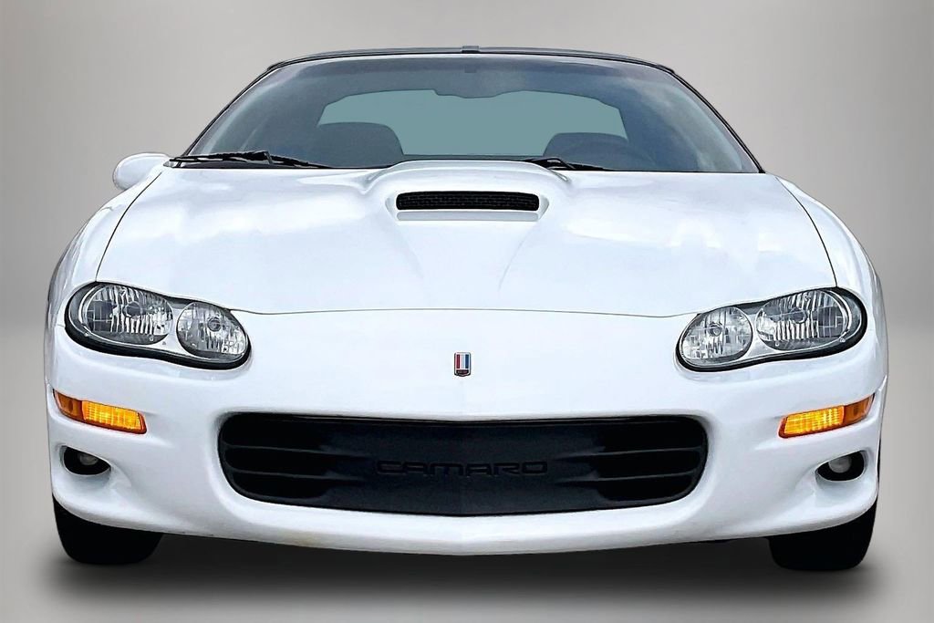 Used 2000 Chevrolet Camaro Z28 w/ SS Performance/Appearance Pkg image 3