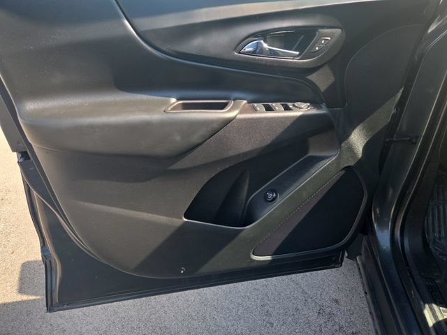 Used 2020 Chevrolet Equinox LT AWD/4WD image 12