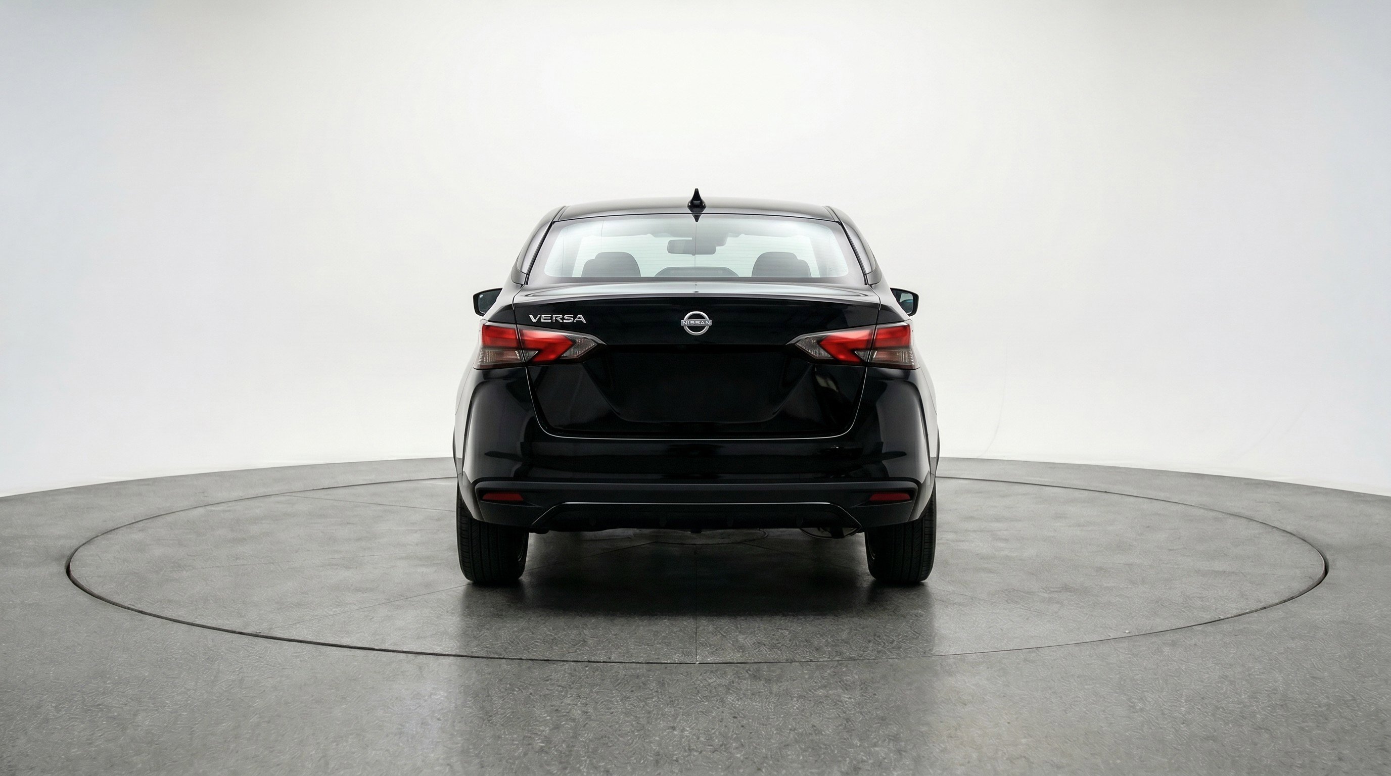 Used 2025 Nissan Versa SV FWD image 7