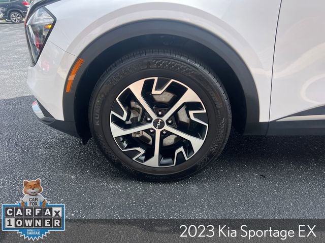 Used 2023 Kia Sportage EX image 11