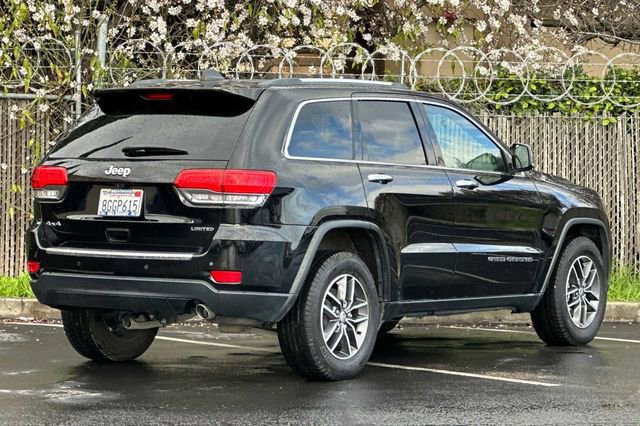 Used 2018 Jeep Grand Cherokee Limited image 3