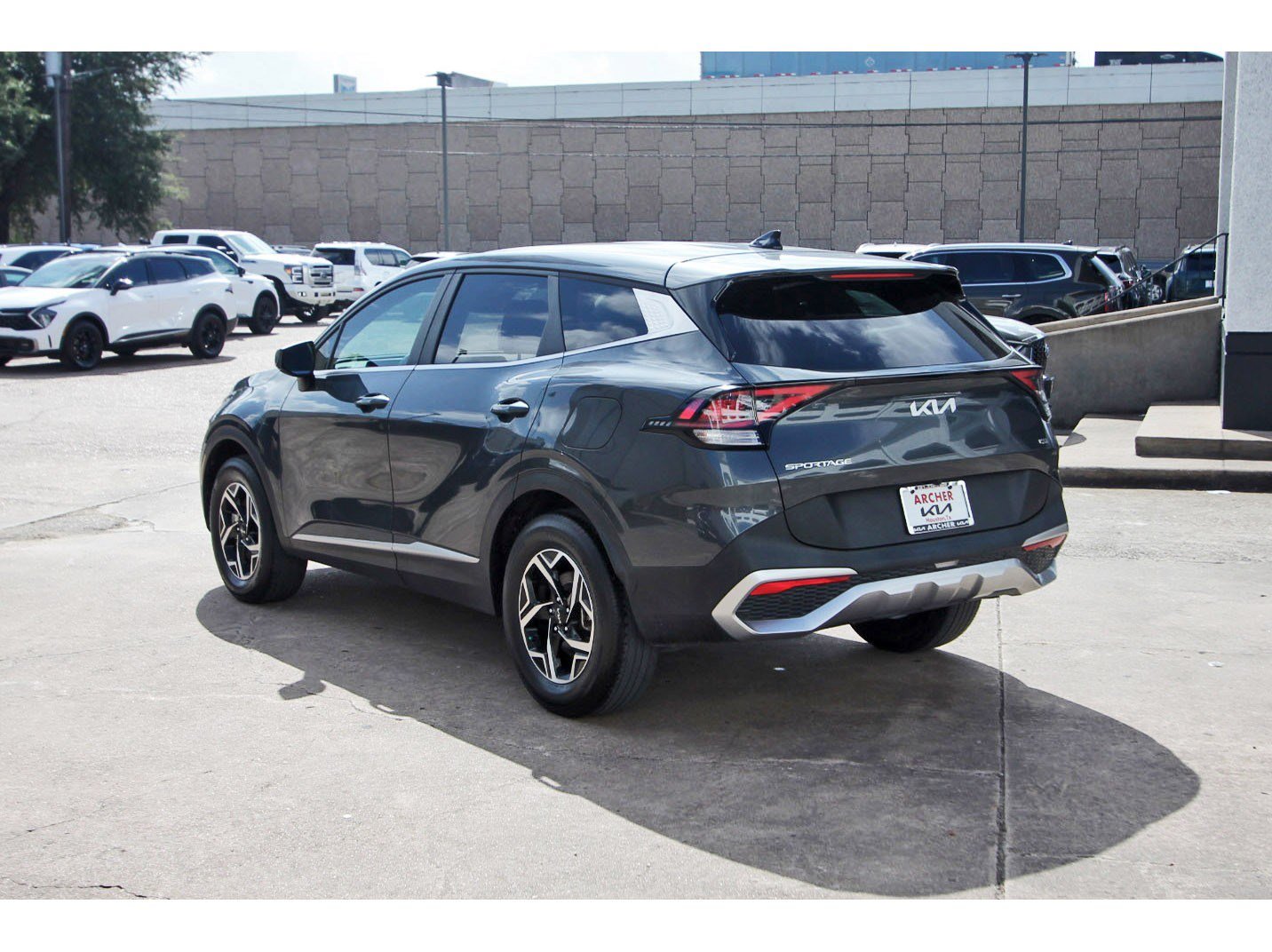 Certified 2023 Kia Sportage LX AWD/4WD image 5