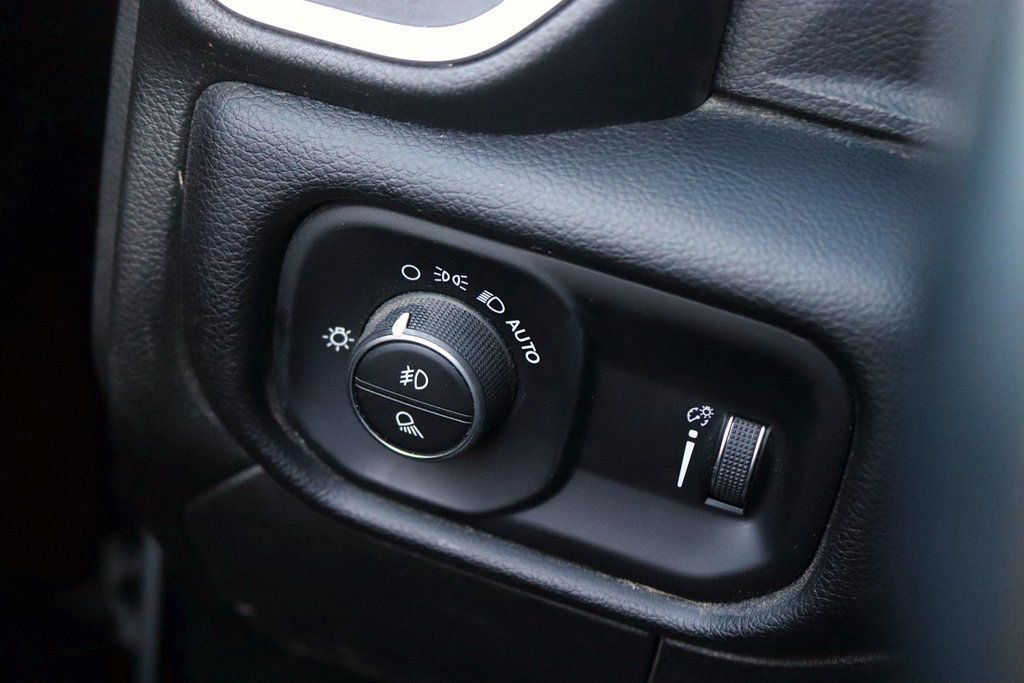 Used 2024 RAM 3500 Big Horn AWD/4WD image 23