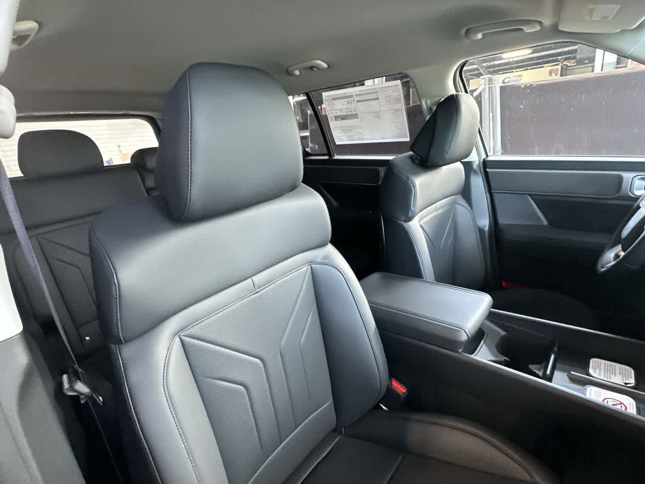 New 2027 Hyundai Santa Fe SEL FWD image 27