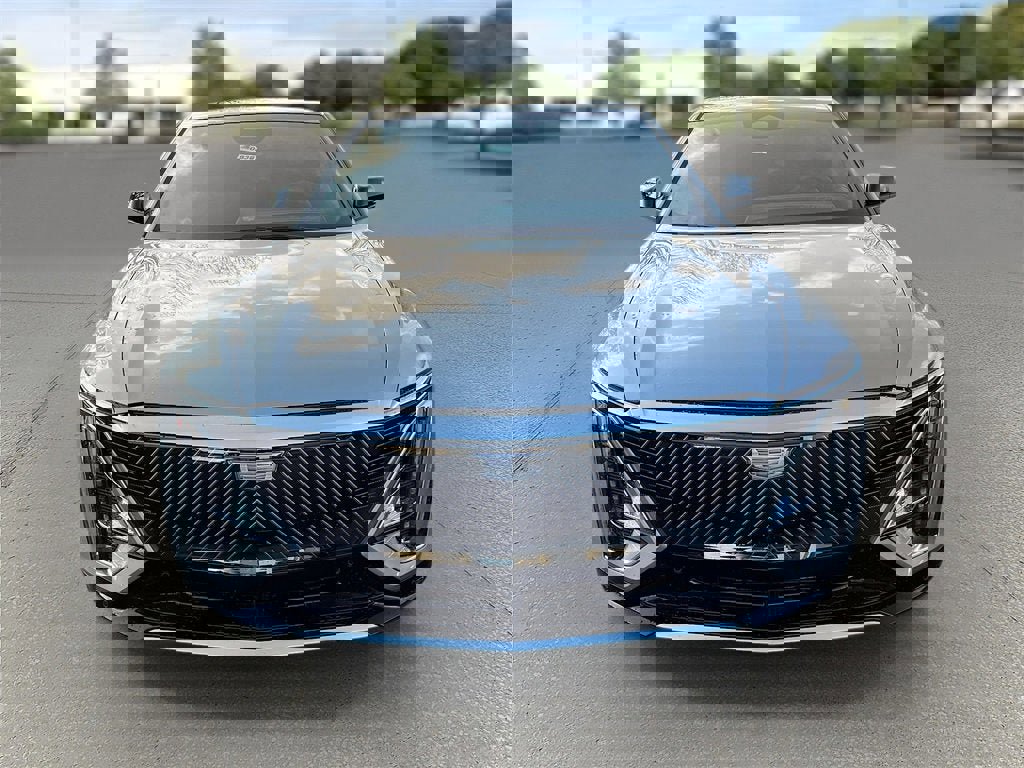 New 2026 Cadillac Lyriq Luxury image 2