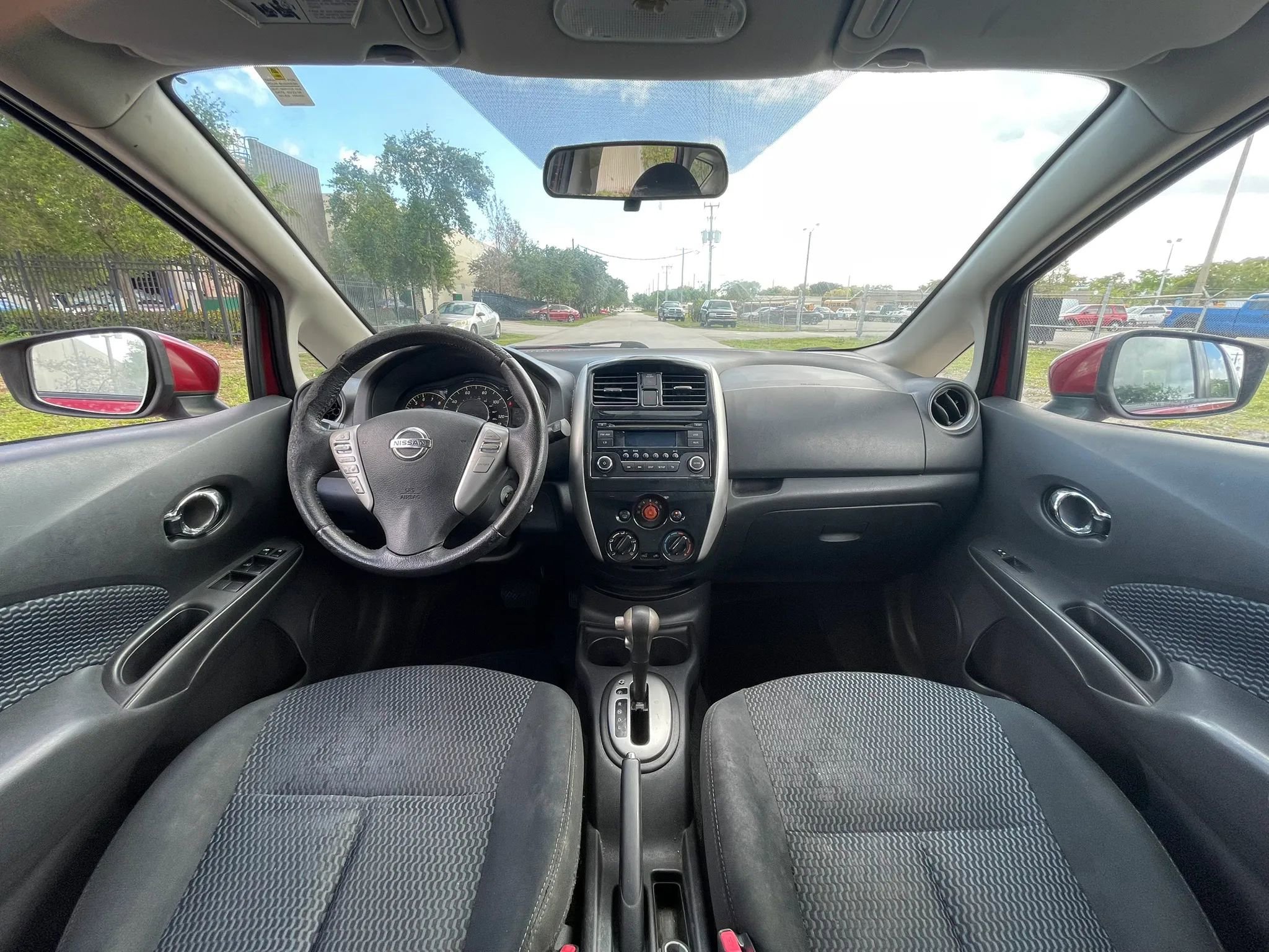 Used 2015 Nissan Versa Note SV image 11
