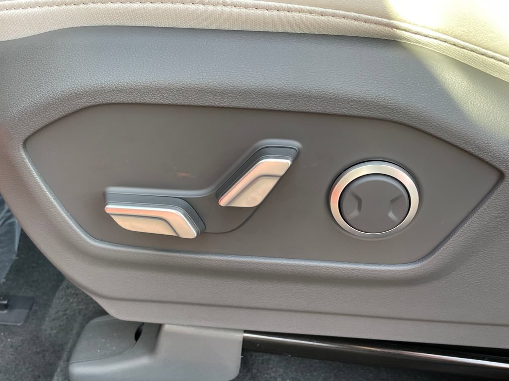 New 2026 Hyundai Santa Fe SEL AWD/4WD image 9