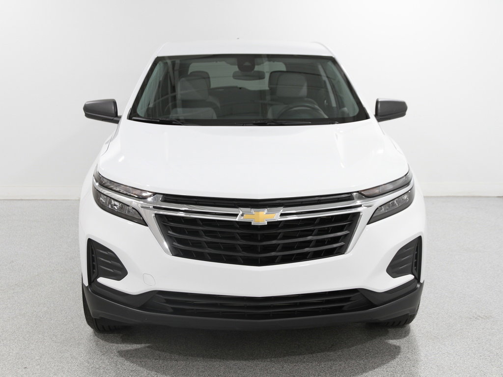 Certified 2022 Chevrolet Equinox LS w/ LS Convenience Package image 2