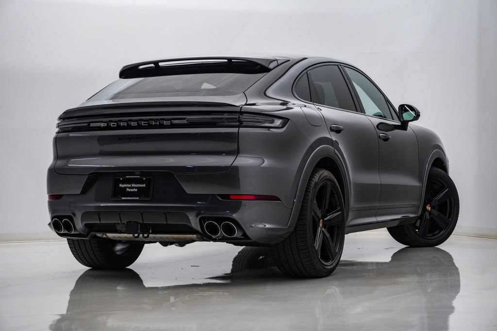 Certified 2025 Porsche Cayenne Coupe AWD/4WD image 11
