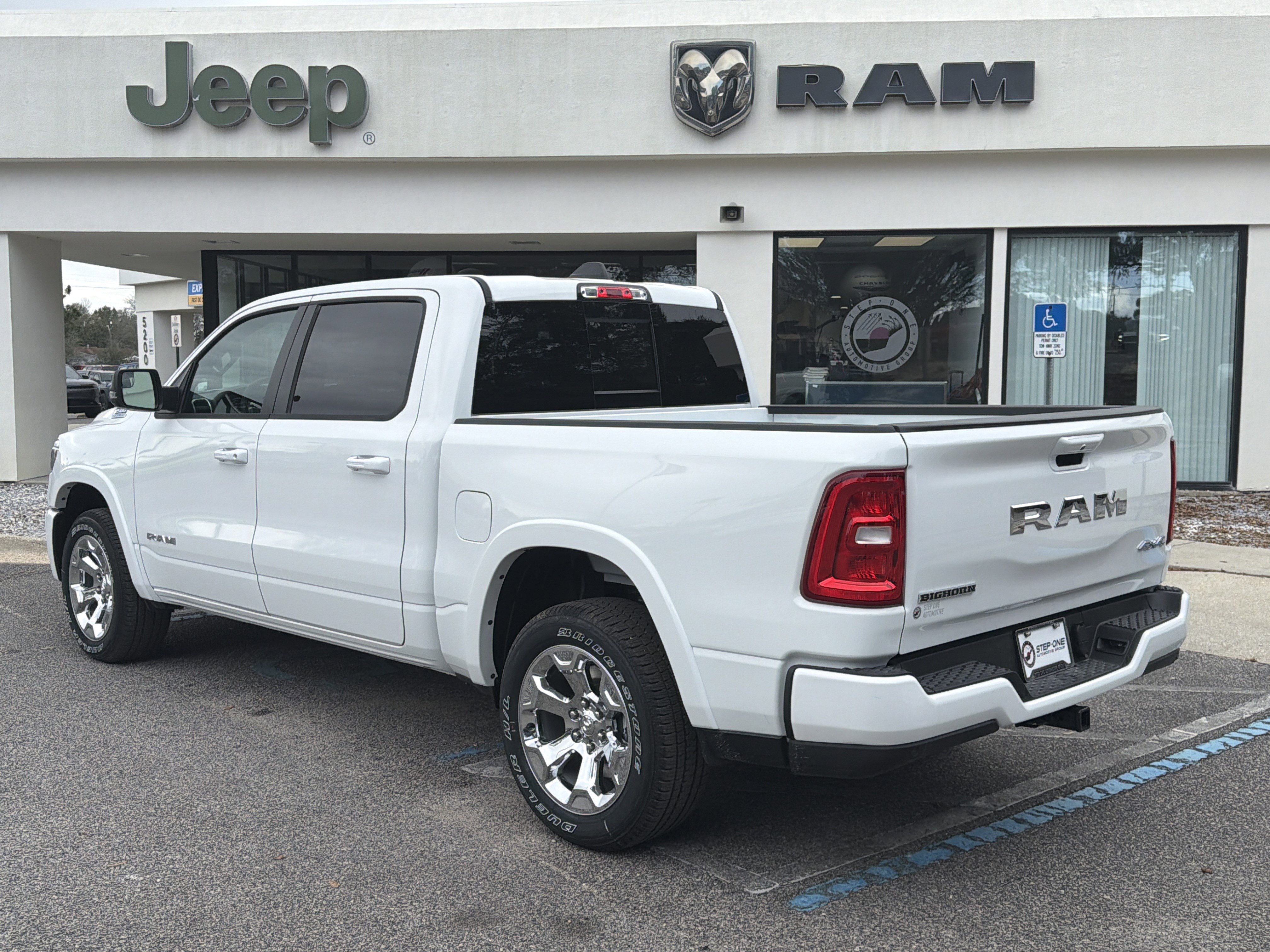 New 2026 RAM 1500 4x4 Crew Cab image 5