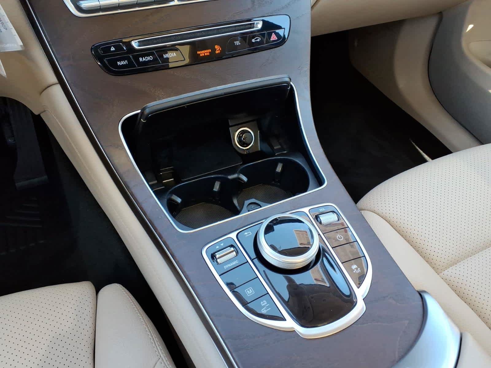 Used 2019 Mercedes-Benz GLC 350e 4MATIC image 23