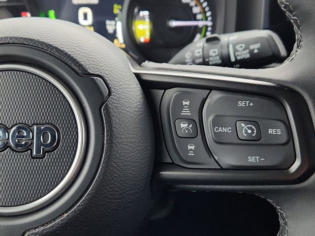 Used 2025 Jeep Wrangler Willys 4xe image 37