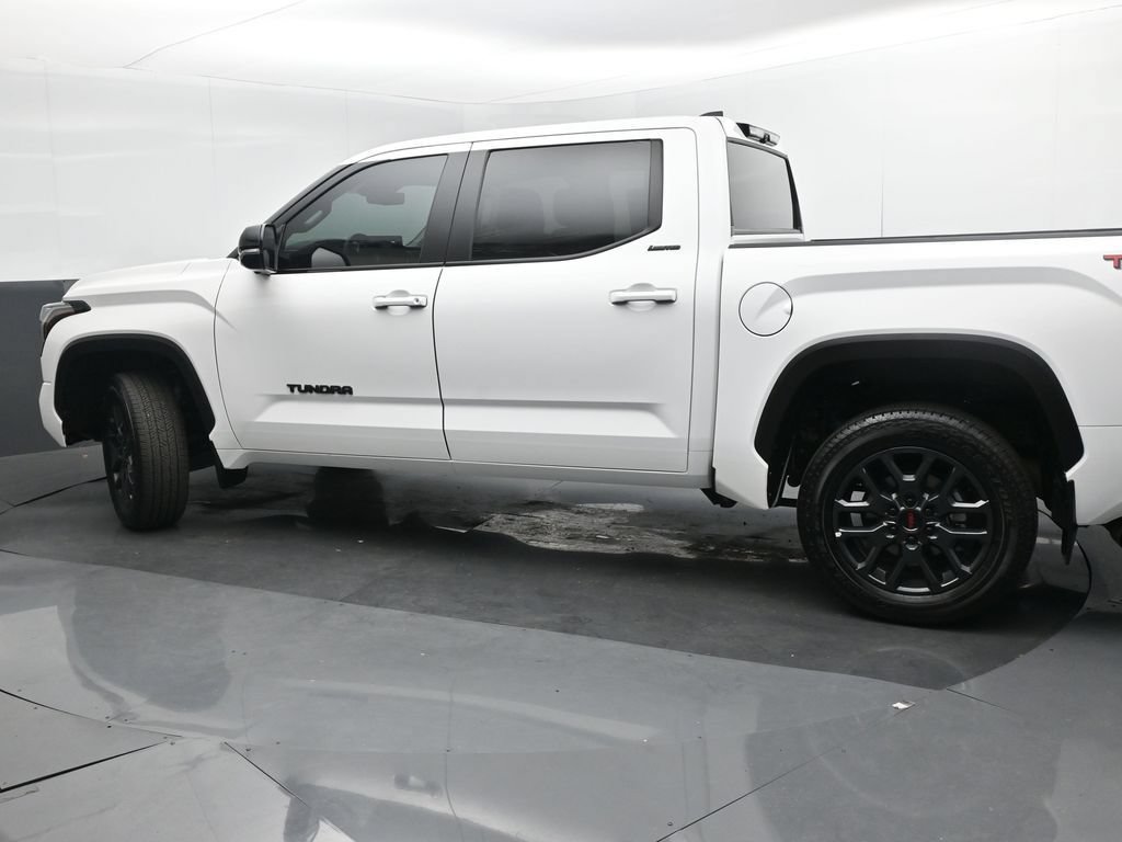 Used 2024 Toyota Tundra Limited w/ TRD Off-Road Package AWD/4WD image 33