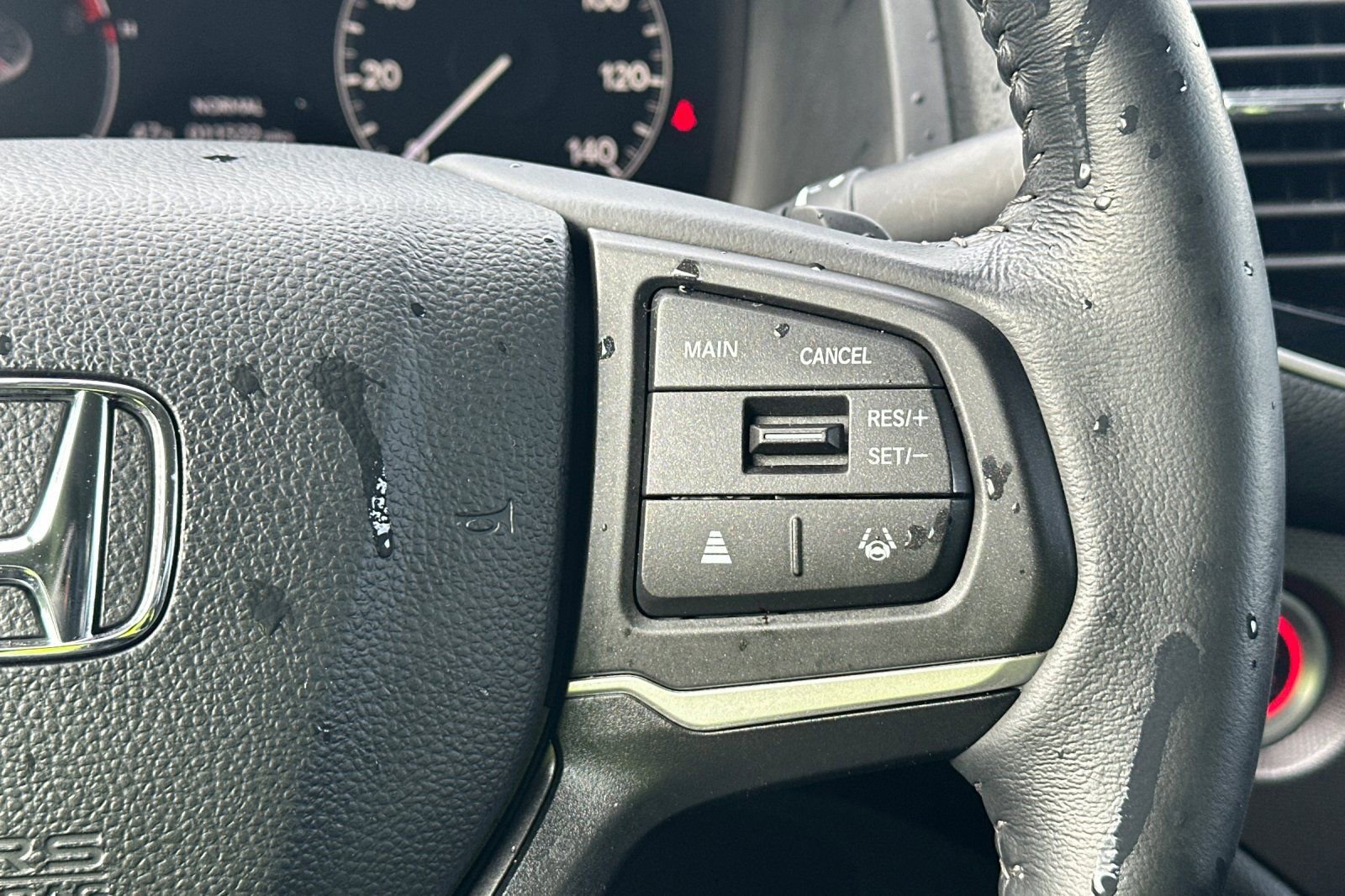 Used 2025 Honda Ridgeline Sport image 28